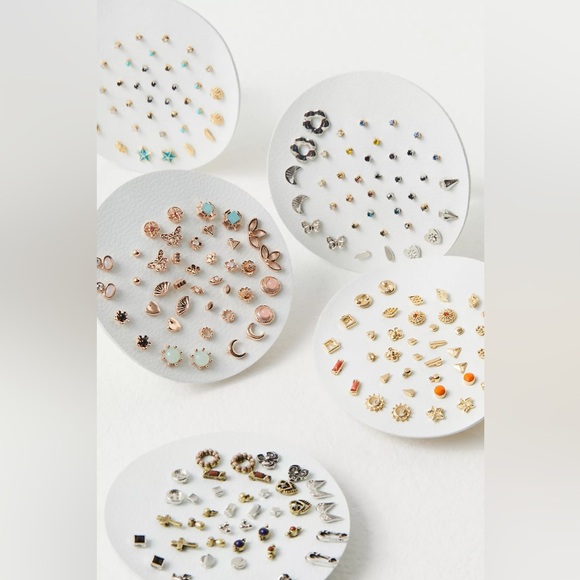 Free People Jewelry - NWOT- Free People Teeny Tiny Mega Stud Earring Set